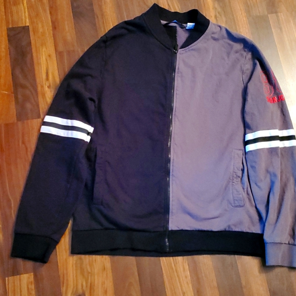 SEAN JOHN gray and black zip up hoodie